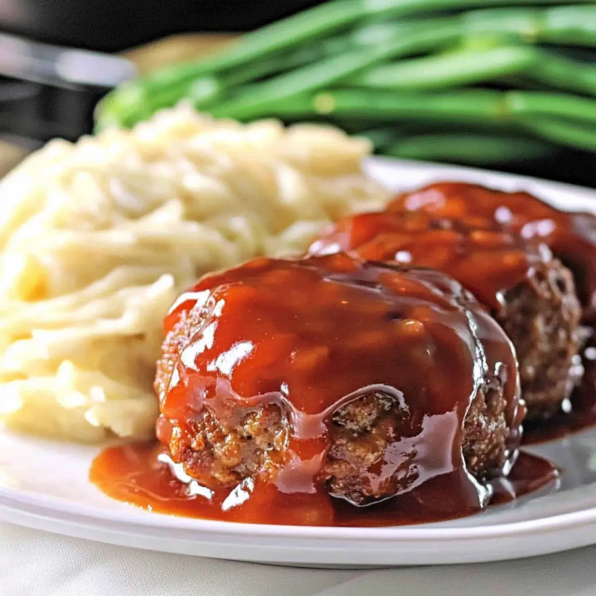 Savory Mini Meatloaf Recipe for Quick Family Dinners 4 93d564cc 3ec1 45df 9d4f dc8fa144d914br gyuhy0