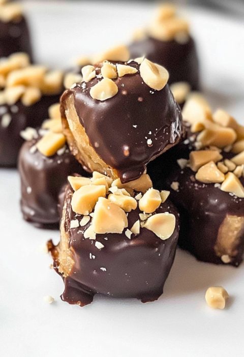 Frozen Banana Snickers Bites Recipe
